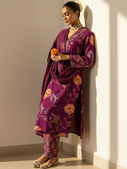 Floral Printed Regular Pure Cotton Straight Kurta with Trousers & With Dupatta
