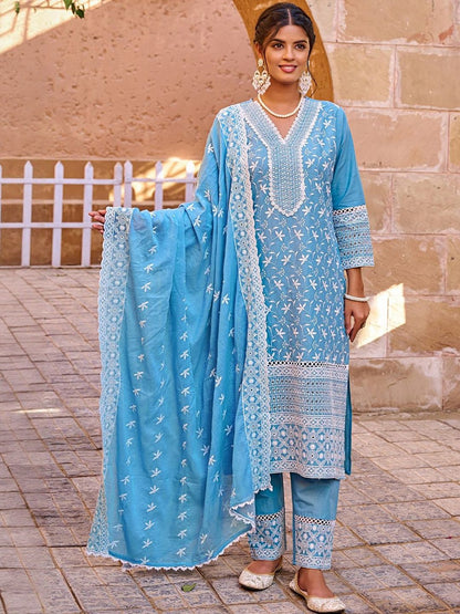Floral Embroidered Thread Work Pure Cotton Kurta With Trousers & Dupatta