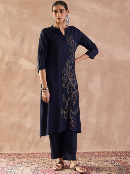 Dhiyona IE Embroidered Mandarin Collar Tunic With Trousers