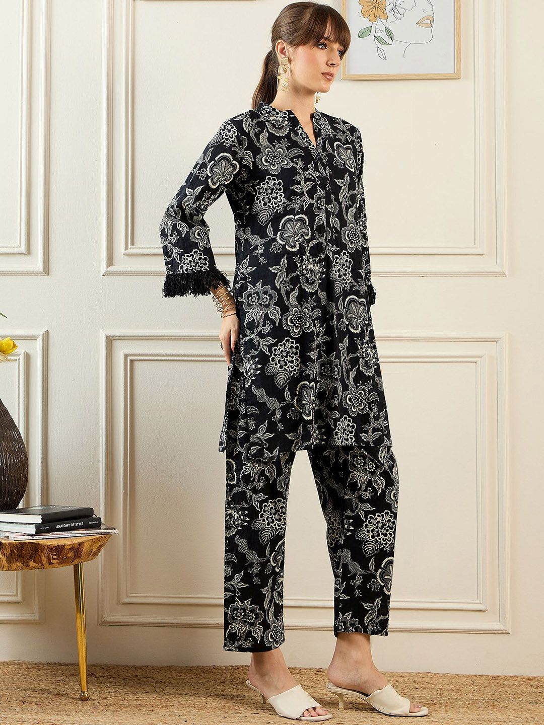 Dhiyona IE Women Floral Printed Regular Pure Cotton Kurta with Trousers