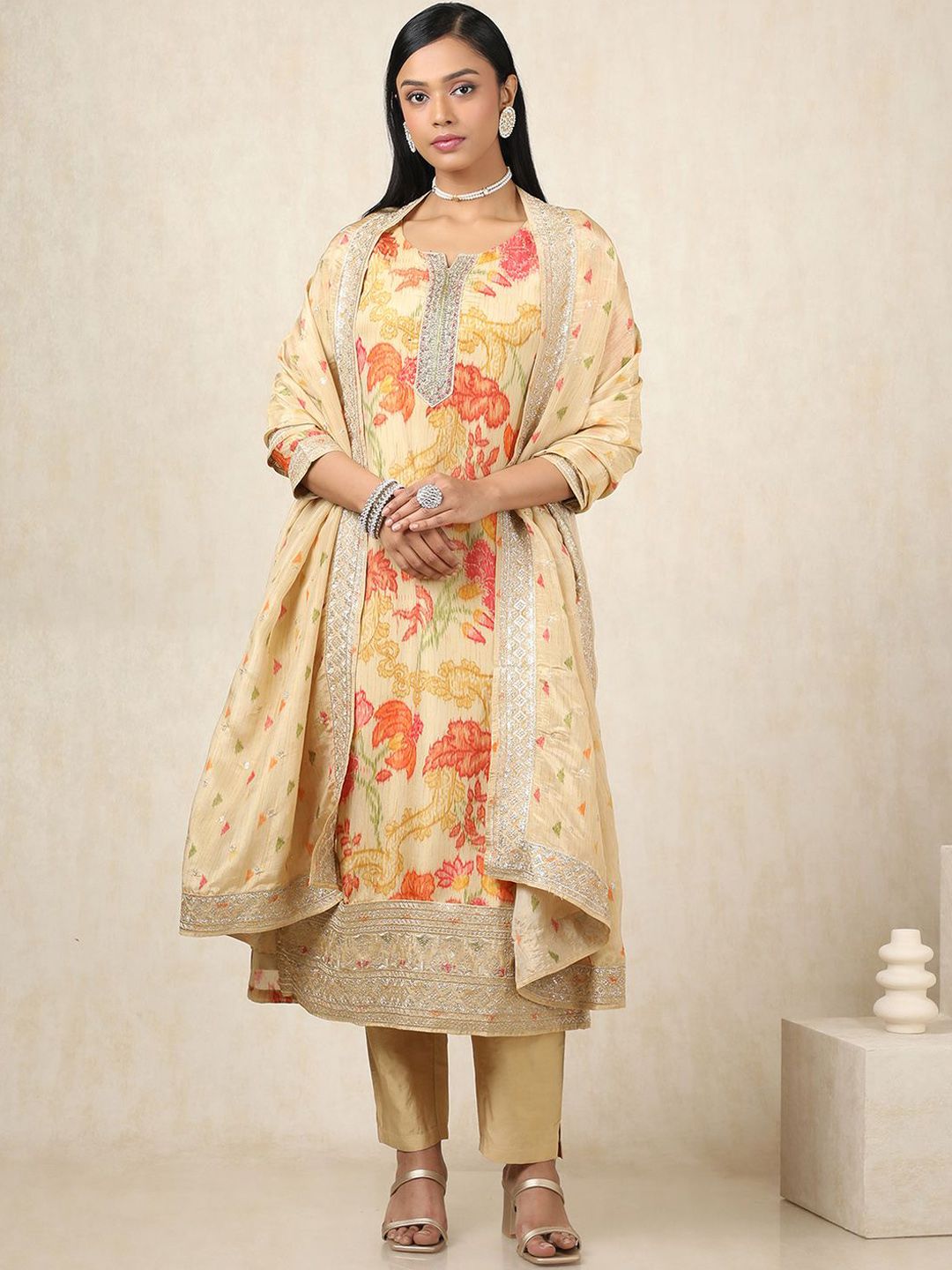 Dhiyona SO Women's Floral Botanical Printed Notch Neck Sequinned Tissue Kurta With Trousers & Dupatta