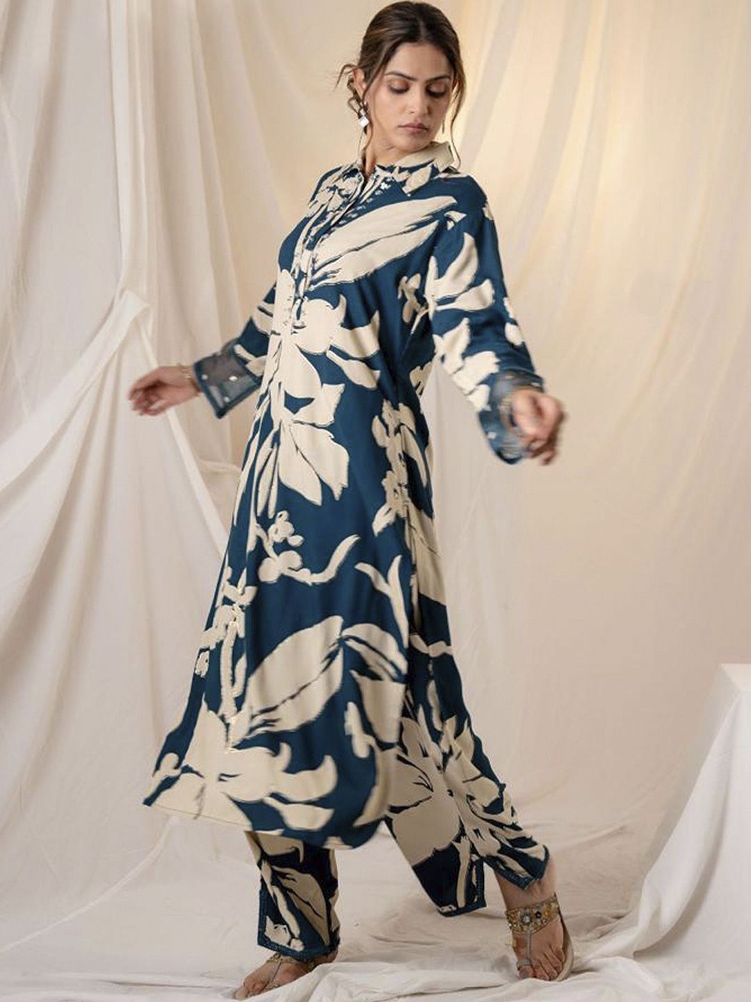 Floral Printed Straight Kurta with Palazzos