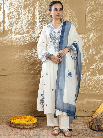 Dhiyona IE Women Floral Embroidered Pure Cotton Kurta with Trousers & Dupatta