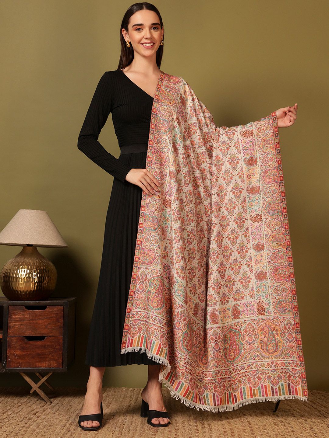 Dhiyona PA Gulraiz Kaani Wool Paisley Woven Design Shawl