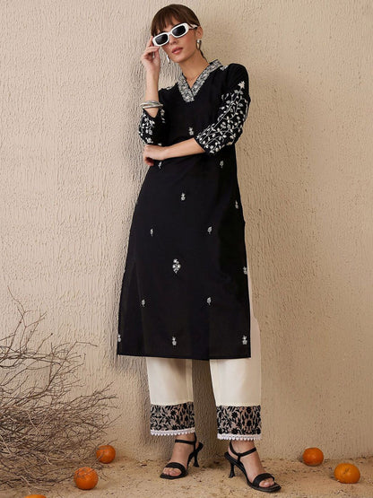 Dhiyona IE Women Floral Embroidered Thread Work Kurta
