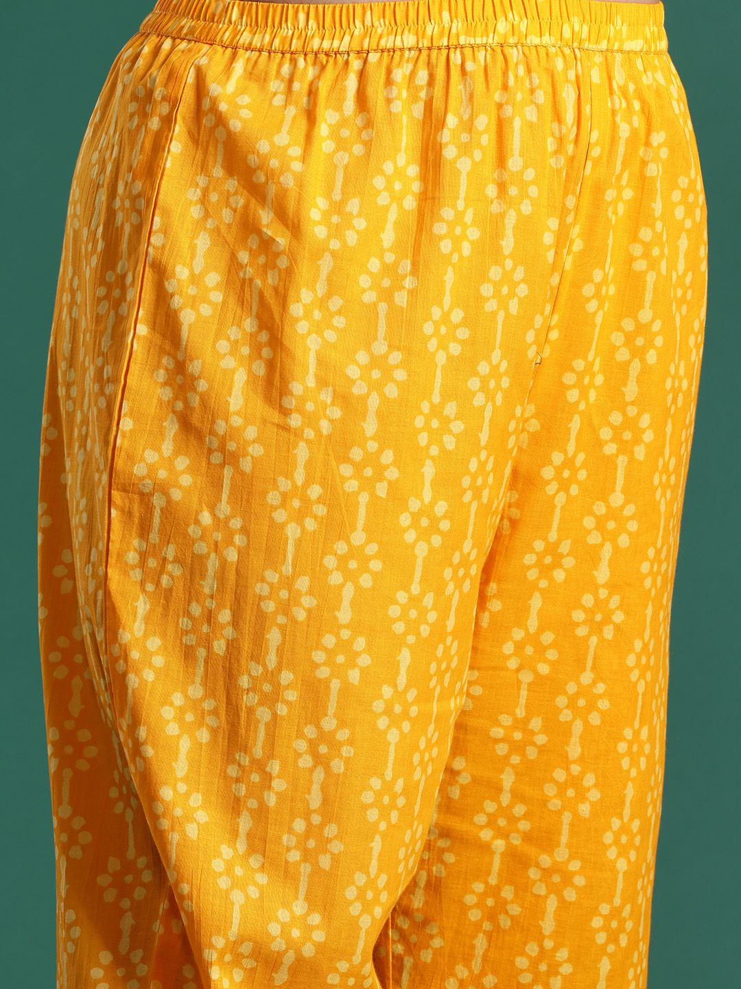 Paisley Print Kurta with Trousers & Dupatta