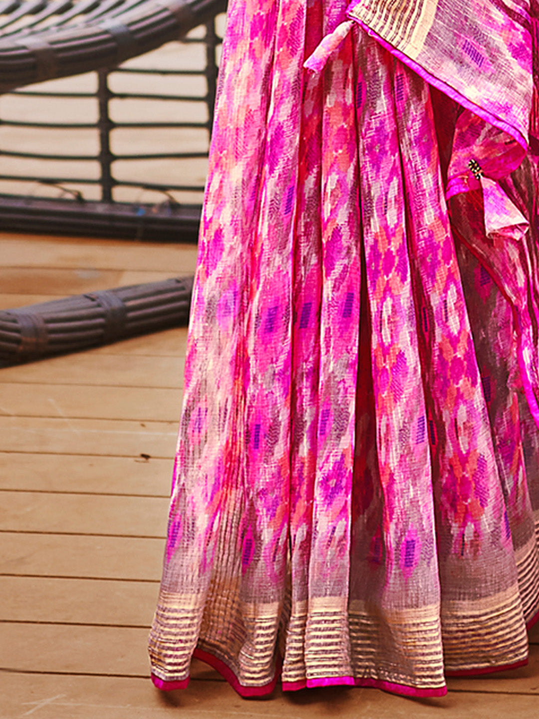 Women's Pure Chiffon Pink Embellished Designer Saree With Blouse Piece