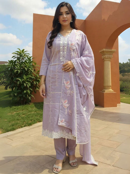 Floral Embroidered Thread Work Pure Cotton Kurta With Trousers & Dupatta