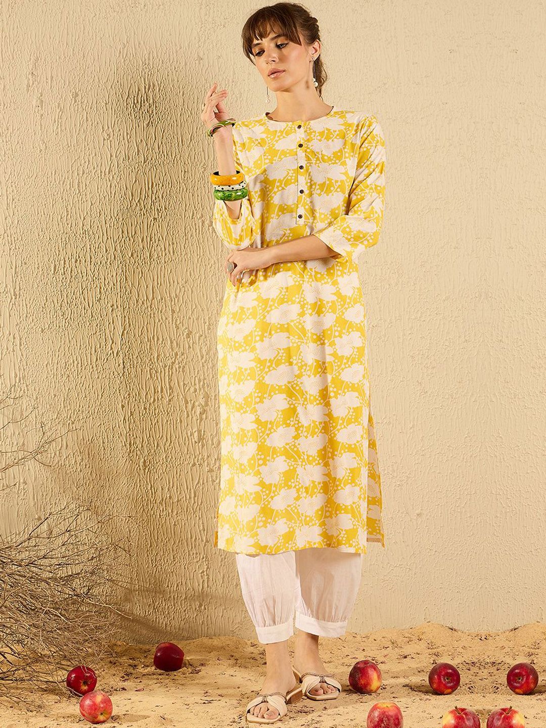 Dhiyona IE Women Yoke Design Flared Sleeves Kurta