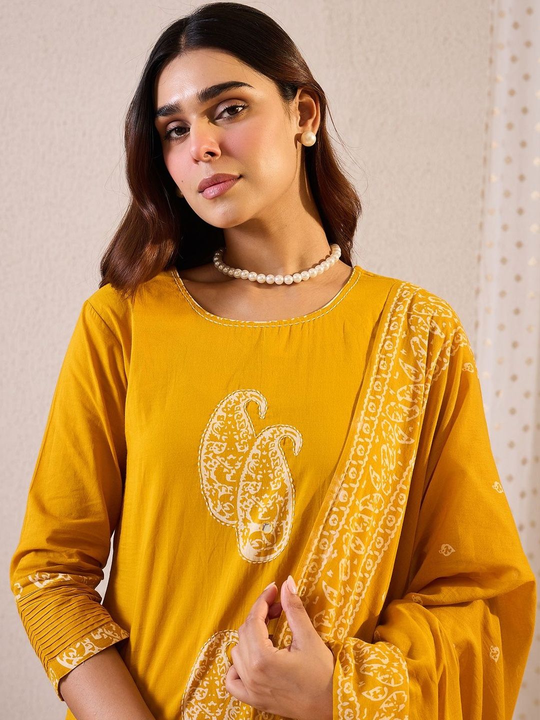 Paisley Printed Thread Work Pure Cotton Straight Kurta & Trousers With Dupatta