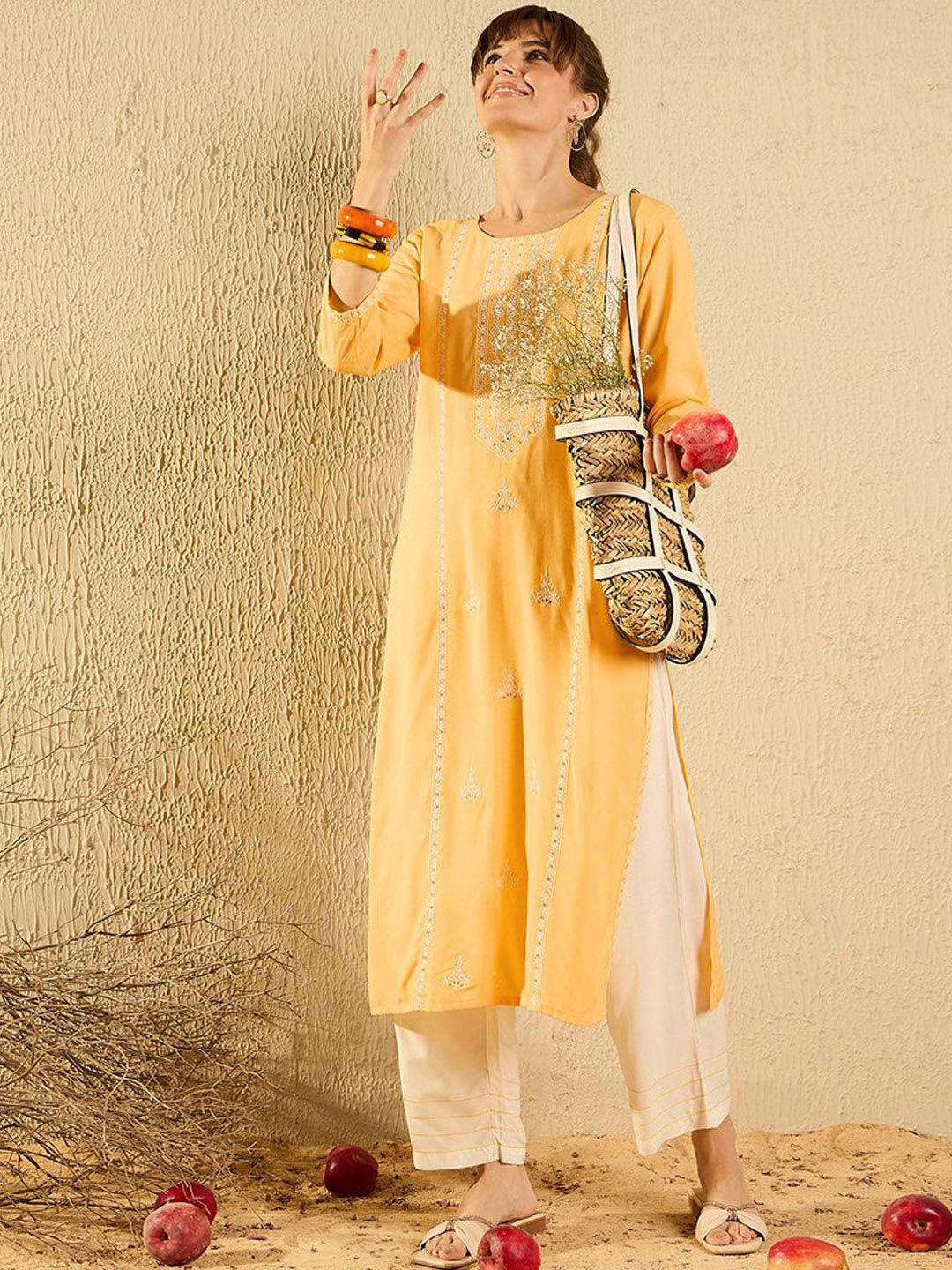 Dhiyona IE Women Floral Embroidered Cold-Shoulder Sleeves Anarkali Kurta