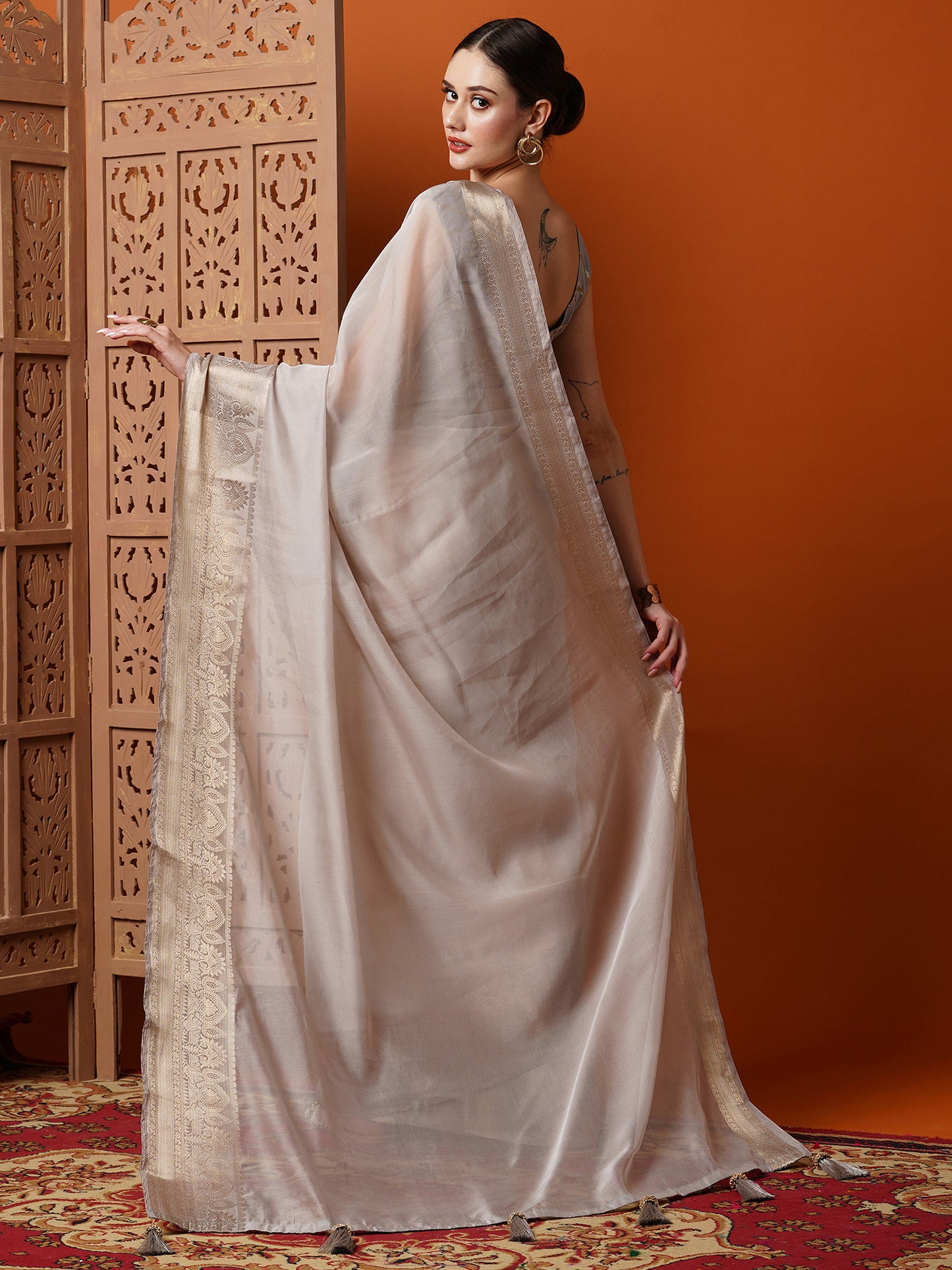 Women's Organza Grey Woven Design Designer Saree With Blouse Piece