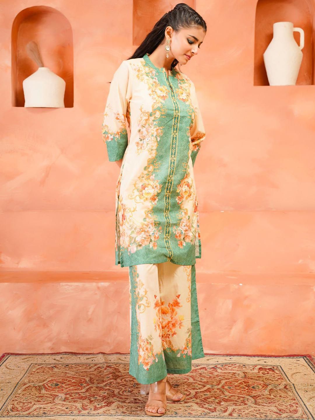 Women Floral Printed Kurta with Palazzos