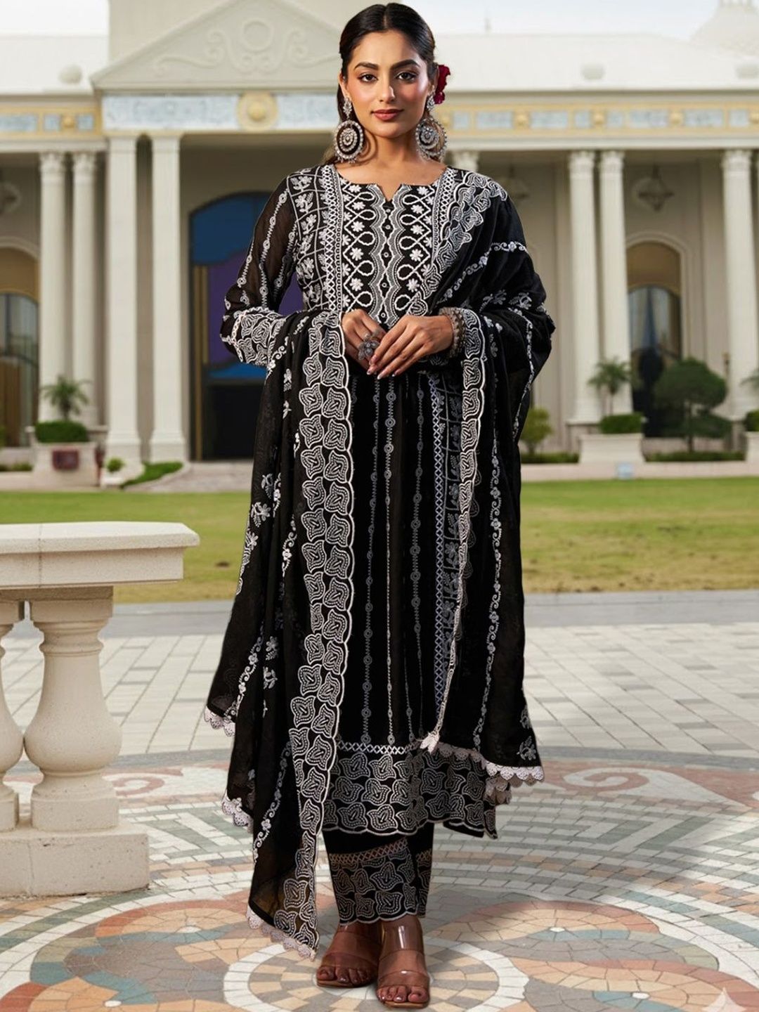 Women Ethnic Motifs Embroidered Panelled Thread Work Pure Cotton Kurta with Trousers & With Dupatta