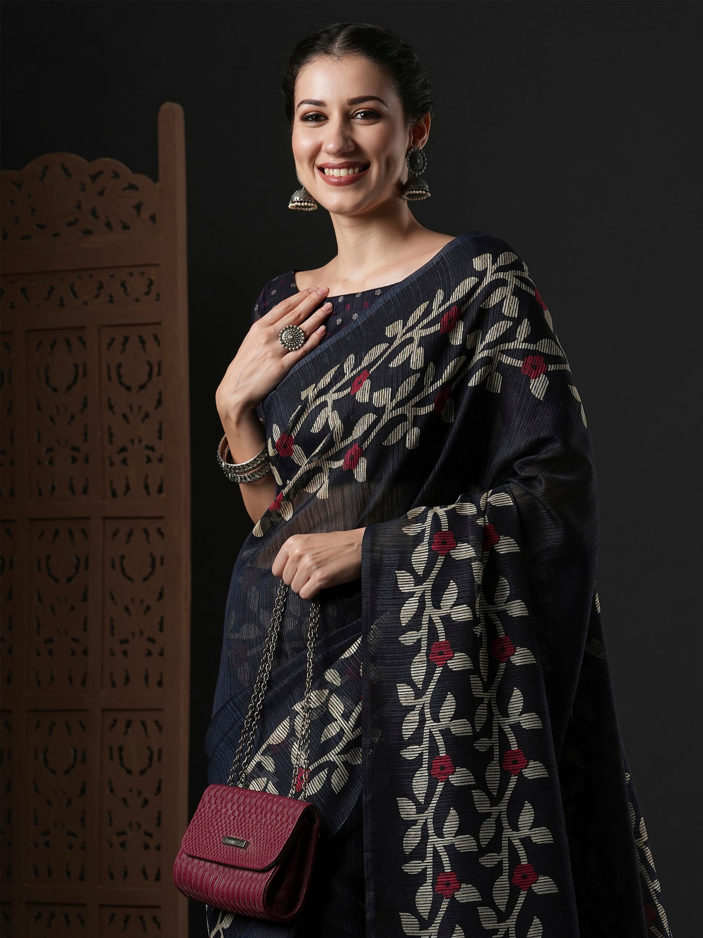 Women's Cotton Slub Black Printed Designer Saree With Blouse Piece