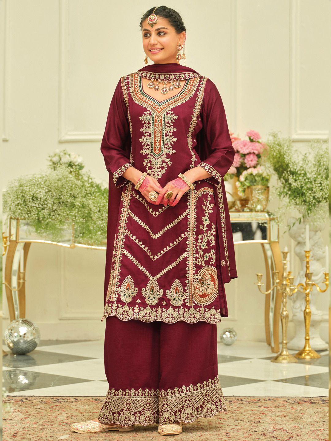 Ethnic Motifs Embroidered Zari Kurta with Trousers & With Dupatta