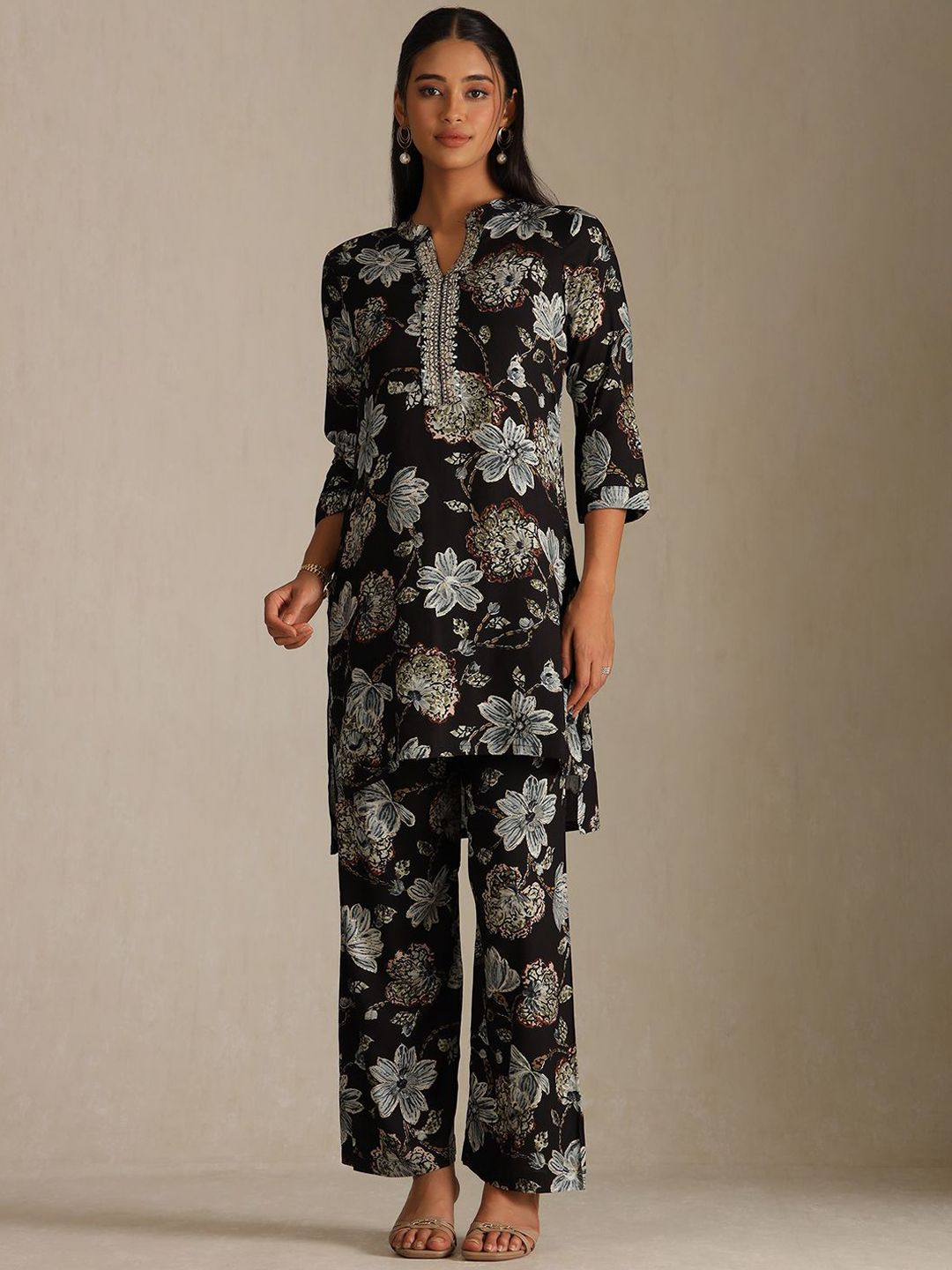 Dhiyona SO Women's Women Floral Printed Regular Kurta with Palazzos