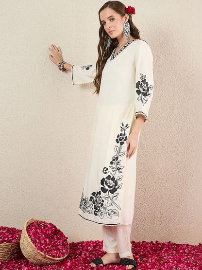 Women Floral Embroidered Regular Thread Work Kurta with Trousers