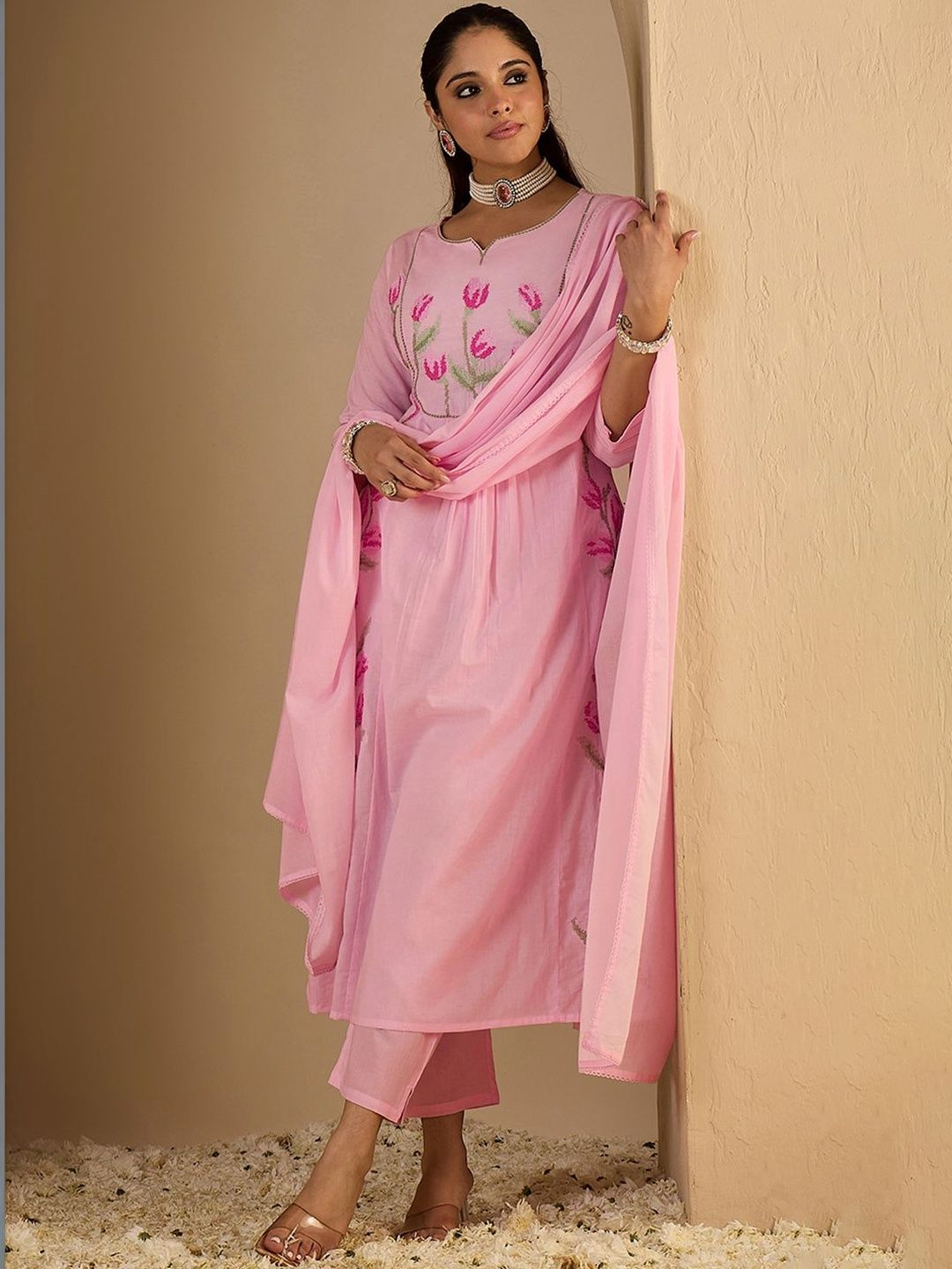 Women Floral Embroidered Panelled Thread Work Pure Cotton Kurta with Trousers & With Dupatta