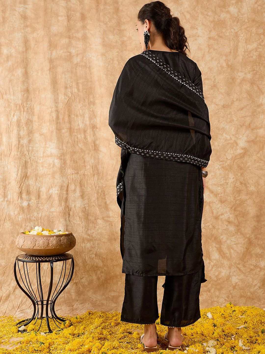 Floral Printed Straight Gotta Patti Kurta with Trousers & Dupatta