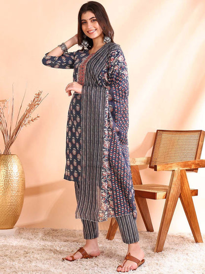 Dhiyona OD  Printed Thread Work Pure Cotton Kurta With Trousers & Dupatta