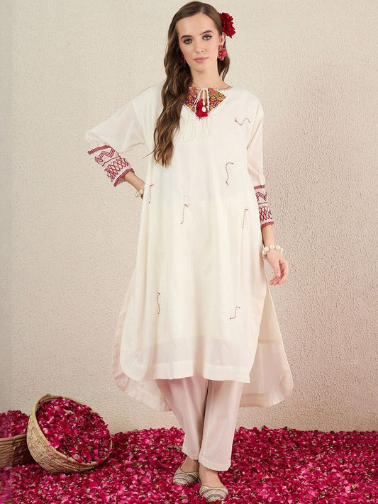 Women Ethnic Motifs Embroidered Thread Work Pure Cotton Kurta with Trousers