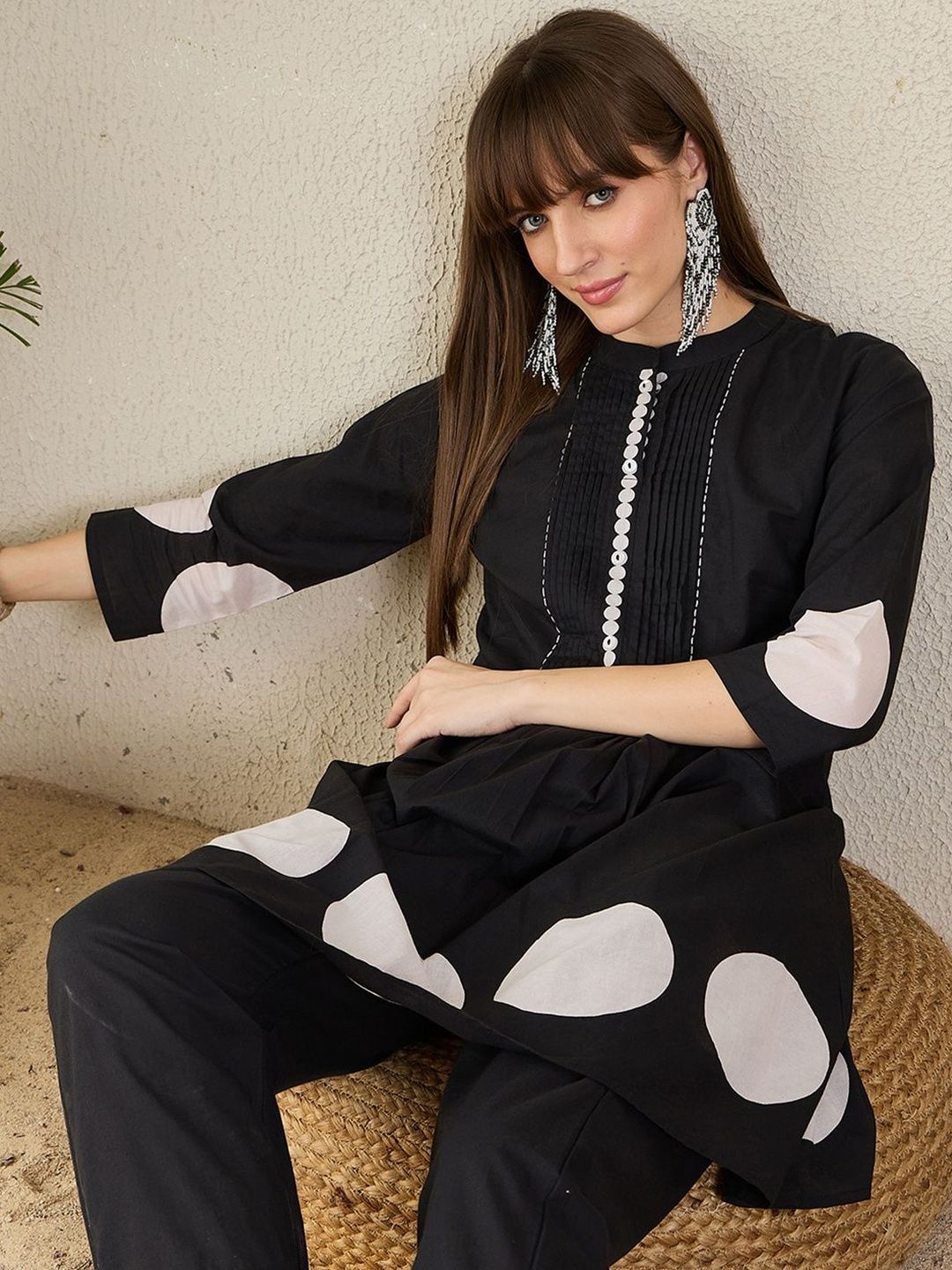 Women Geometric Printed Cotton A-Line Kurta with Trousers