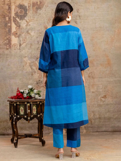 Dhiyona IE Colourblocked V Neck Tunic With Trousers Co-Ords