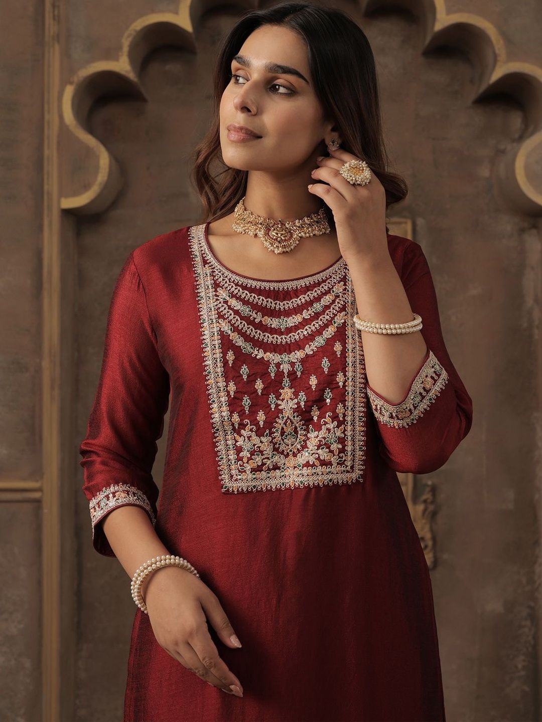 Women Ethnic Motifs Embroidered Kurta with Palazzo