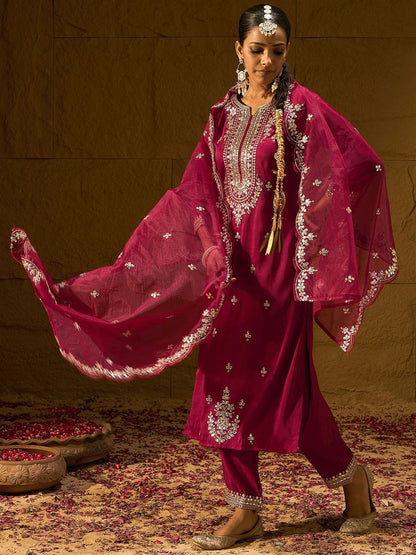 Dhiyona IE Ethnic Motifs Embroidered Gotta Patti Straight Kurta With Trousers & Dupatta