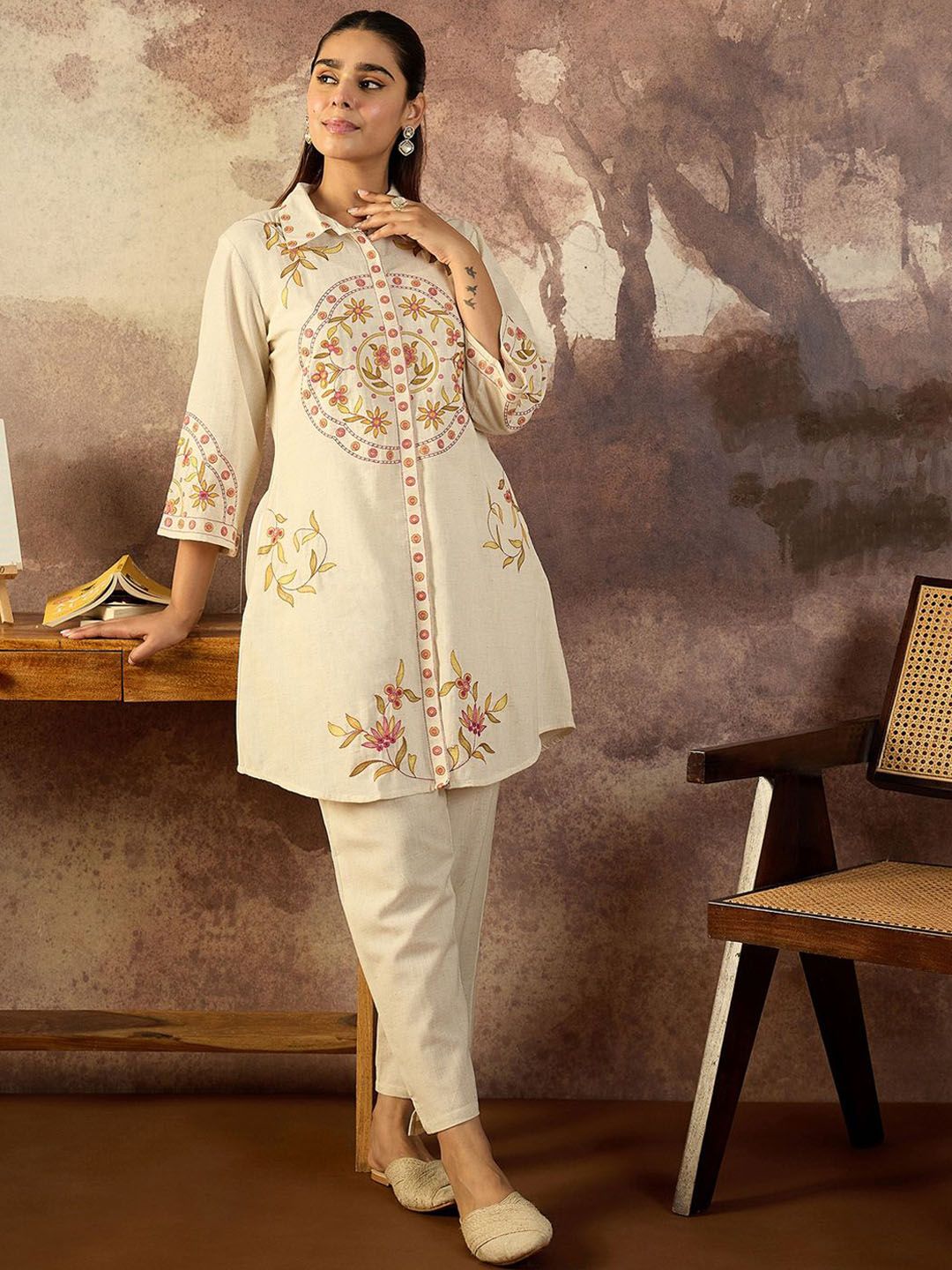 Women Ethnic Motifs Printed Cotton A-Line Kurta with Trousers