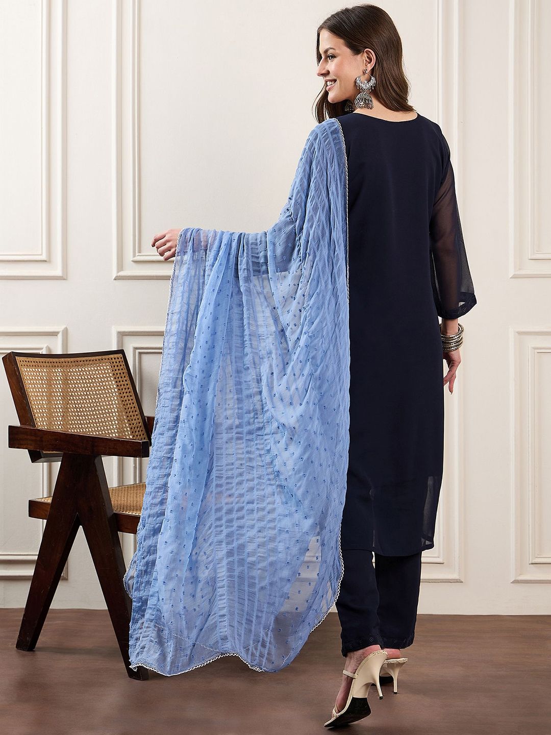 Dhiyona PD Women Embroidered Ombre & Schiffli Straight Kurta With Trousers And Dupatta