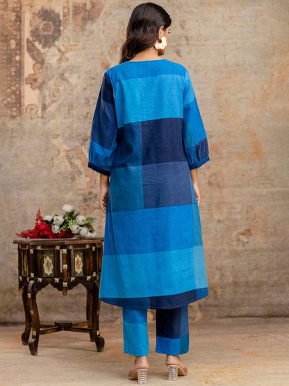 Colourblocked V-Neck A-Line Kurta With Trousers