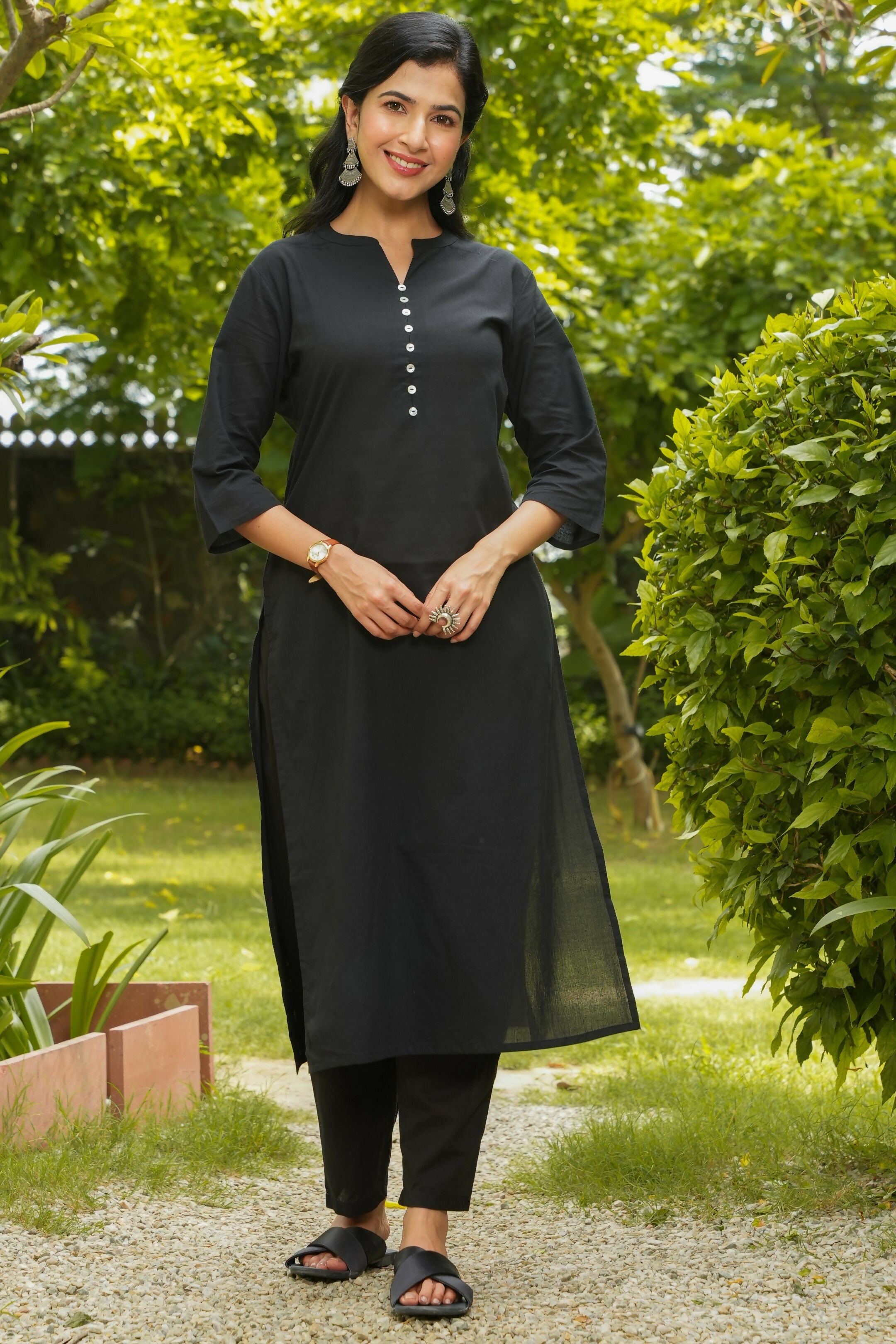 Women's Straight Soft Cotton Solid Women's Kurta - Black