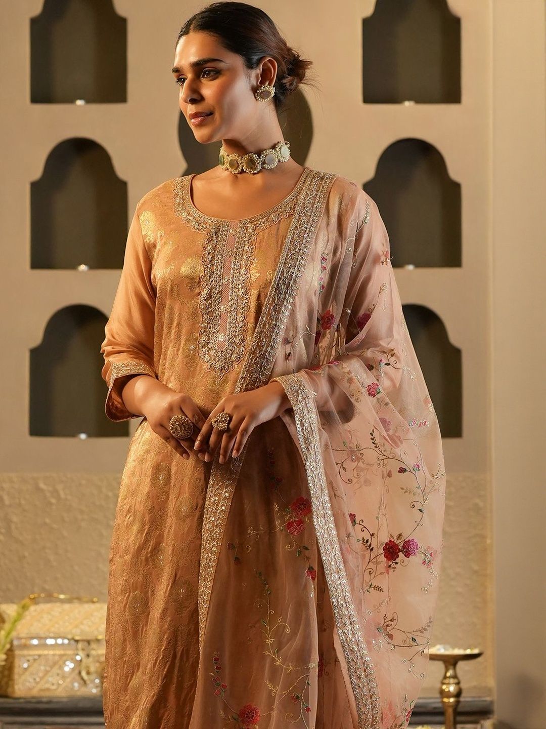 Ethnic Motifs Woven Design Zari Round Neck Straight Kurta & Trousers With Dupatta