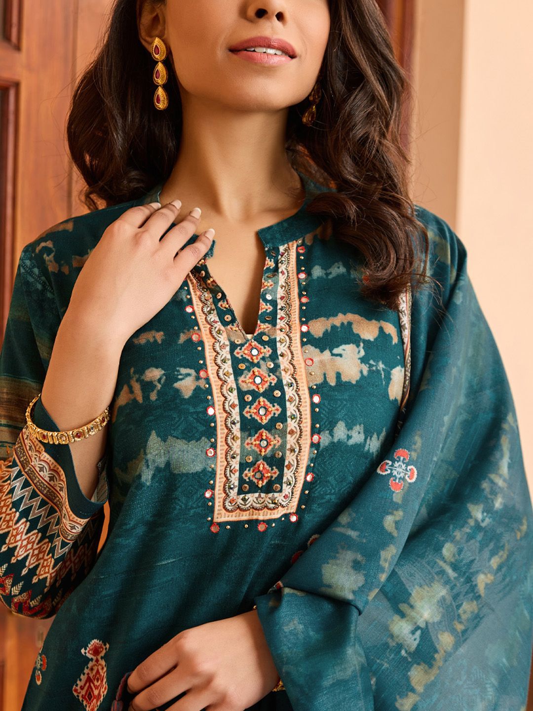 Dhiyona WP Ethnic Motifs Printed Regular Mirror Work Kurta With Trousers & Dupatta