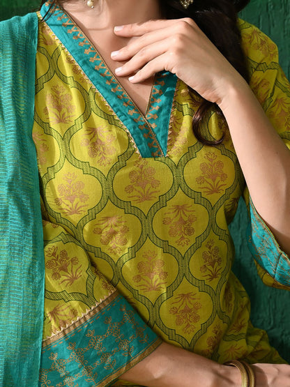 Dhiyona SN Women's Printed Straight Kurta & Palazzos With Dupatta
