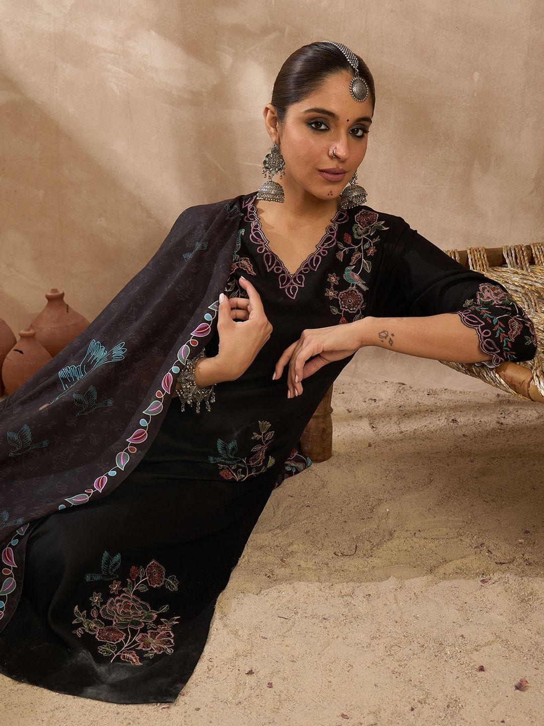 Women Ethnic Motifs Embroidered Thread Work Kurta with Trousers & With Dupatta