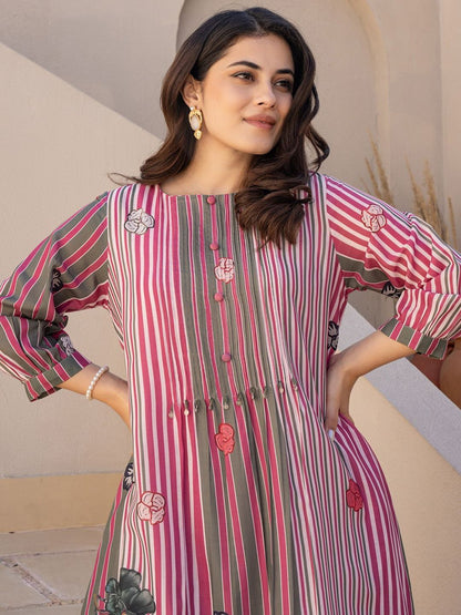 Women Floral Printed Regular Pure Cotton Kurta with Trousers