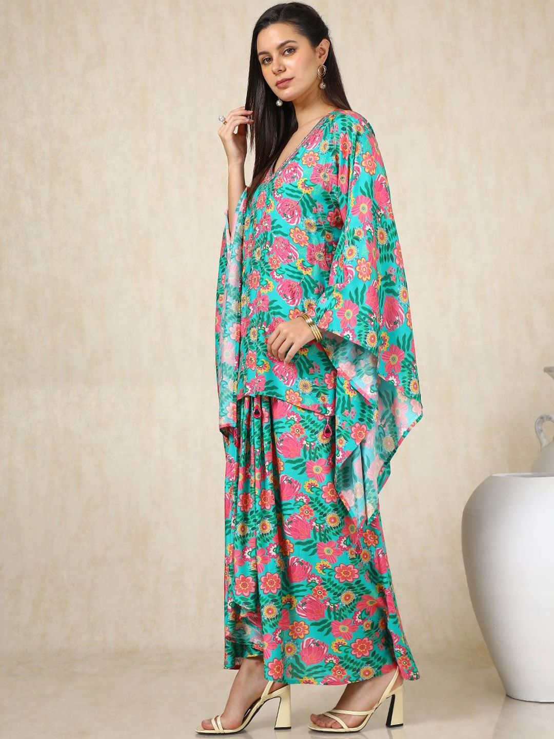 Dhiyona SO Women's Floral Printed Kaftan Kurta with Skirt