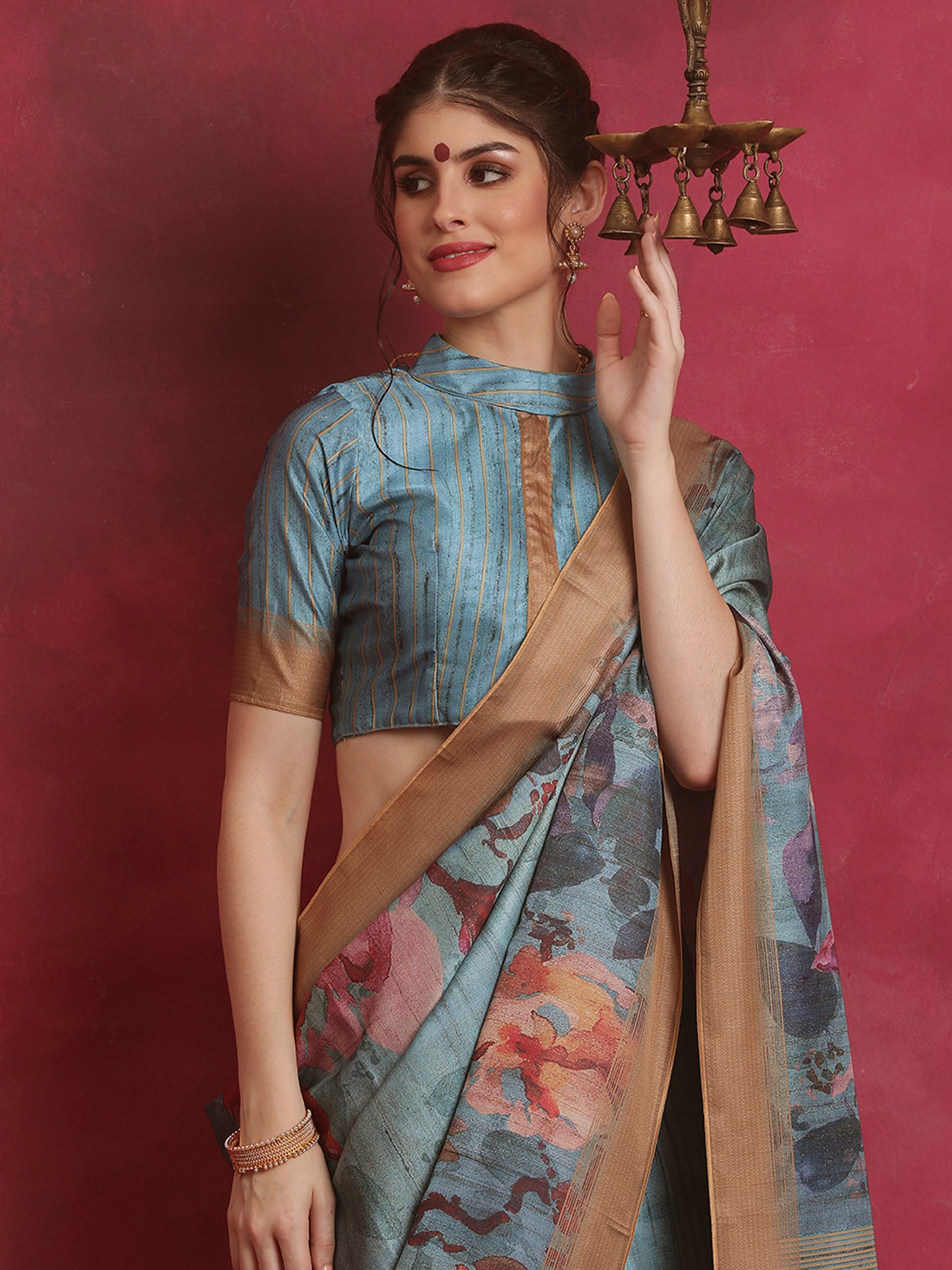Women's Cotton Blend Blue Printed Designer Saree With Blouse Piece