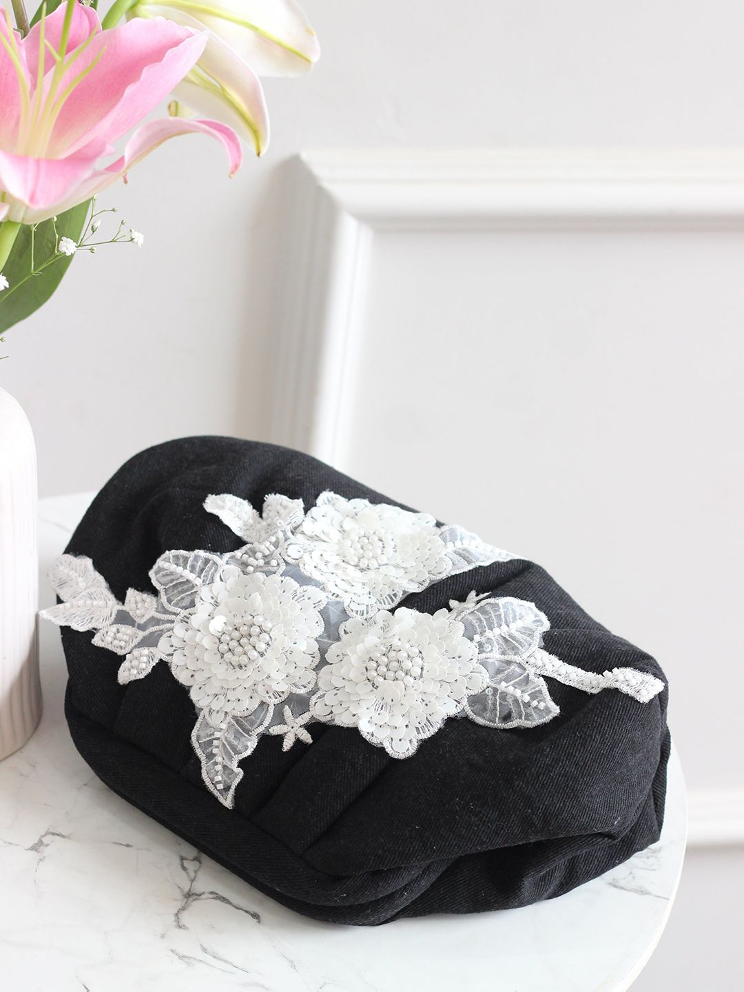 Dhiyona NR Floral Embroidered Sequinned Purse