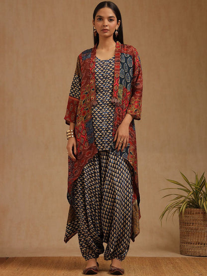 Dhiyona SO Women's Women Geometric Printed Kurt with Patiala & Jacket