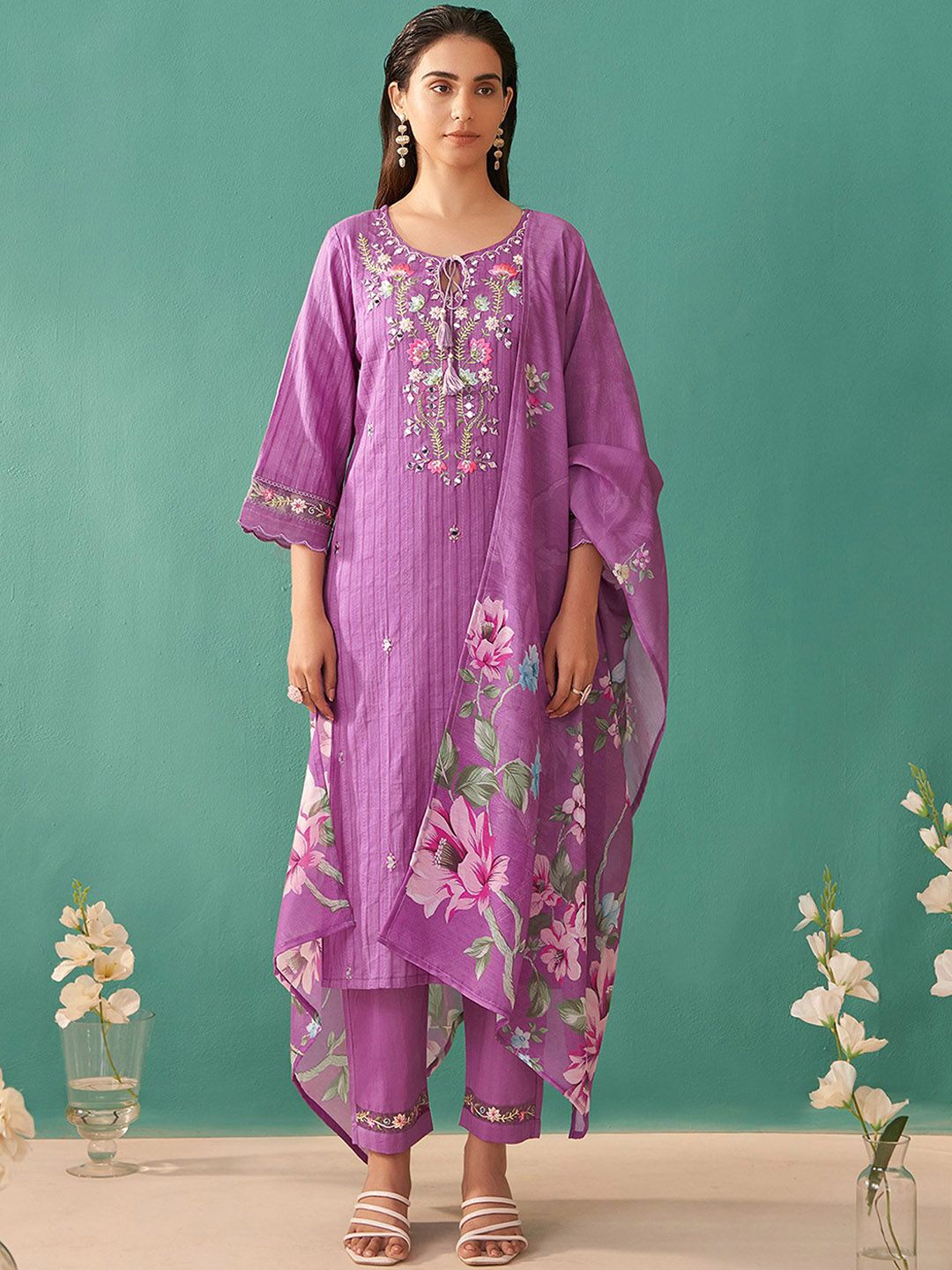 Women Floral Embroidered Regular Mirror Work Pure Cotton Kurta with Trousers & With Dupatta