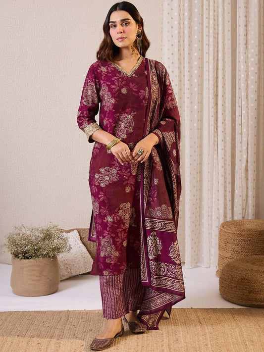 Women Floral Printed Regular Chanderi Silk Kurta with Trousers & With Dupatta