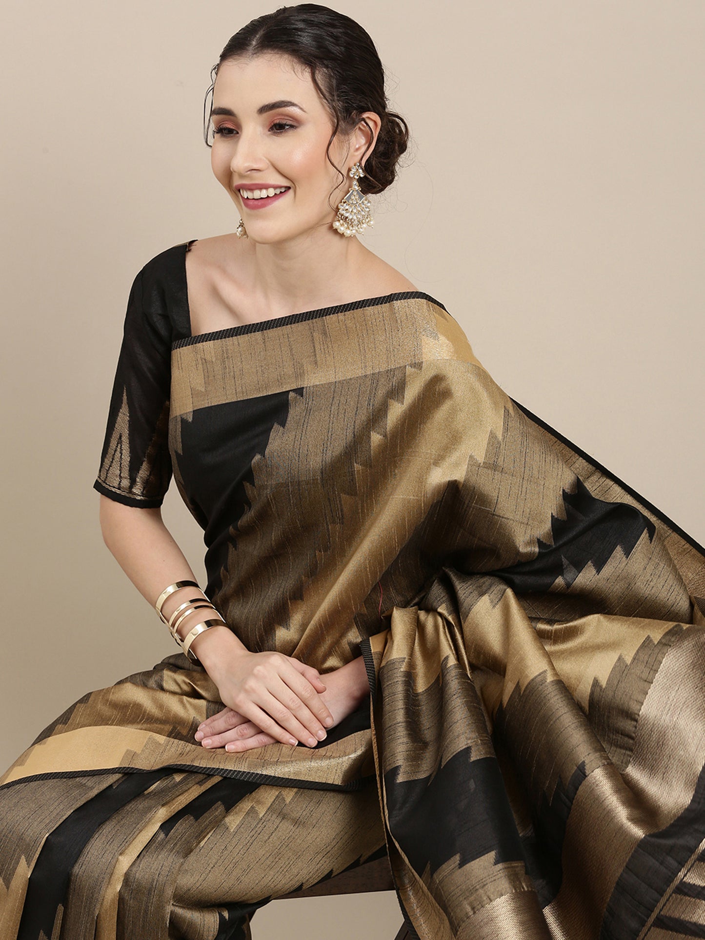 Women's Cotton Silk Black Woven Design Handloom Saree With Blouse Piece