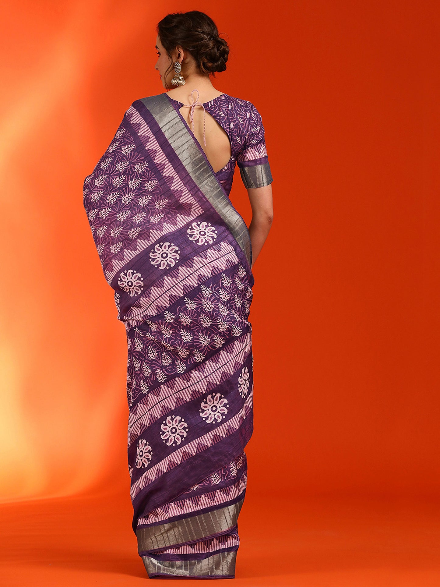 Women's Cotton Silk Violet Printed Designer Saree With Blouse Piece