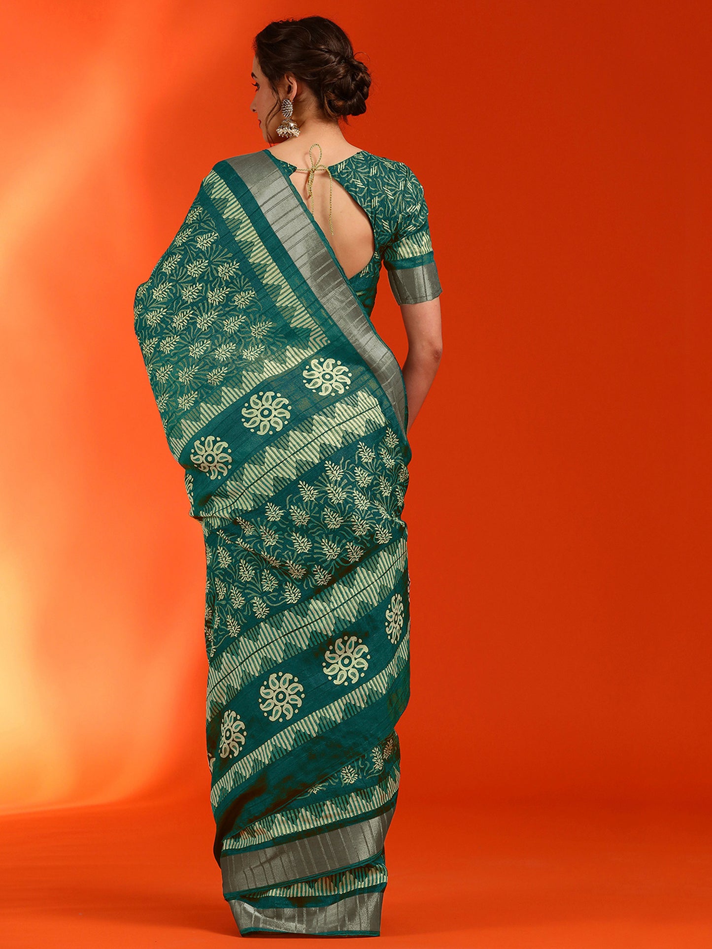Women's Cotton Silk Teal green Printed Designer Saree With Blouse Piece