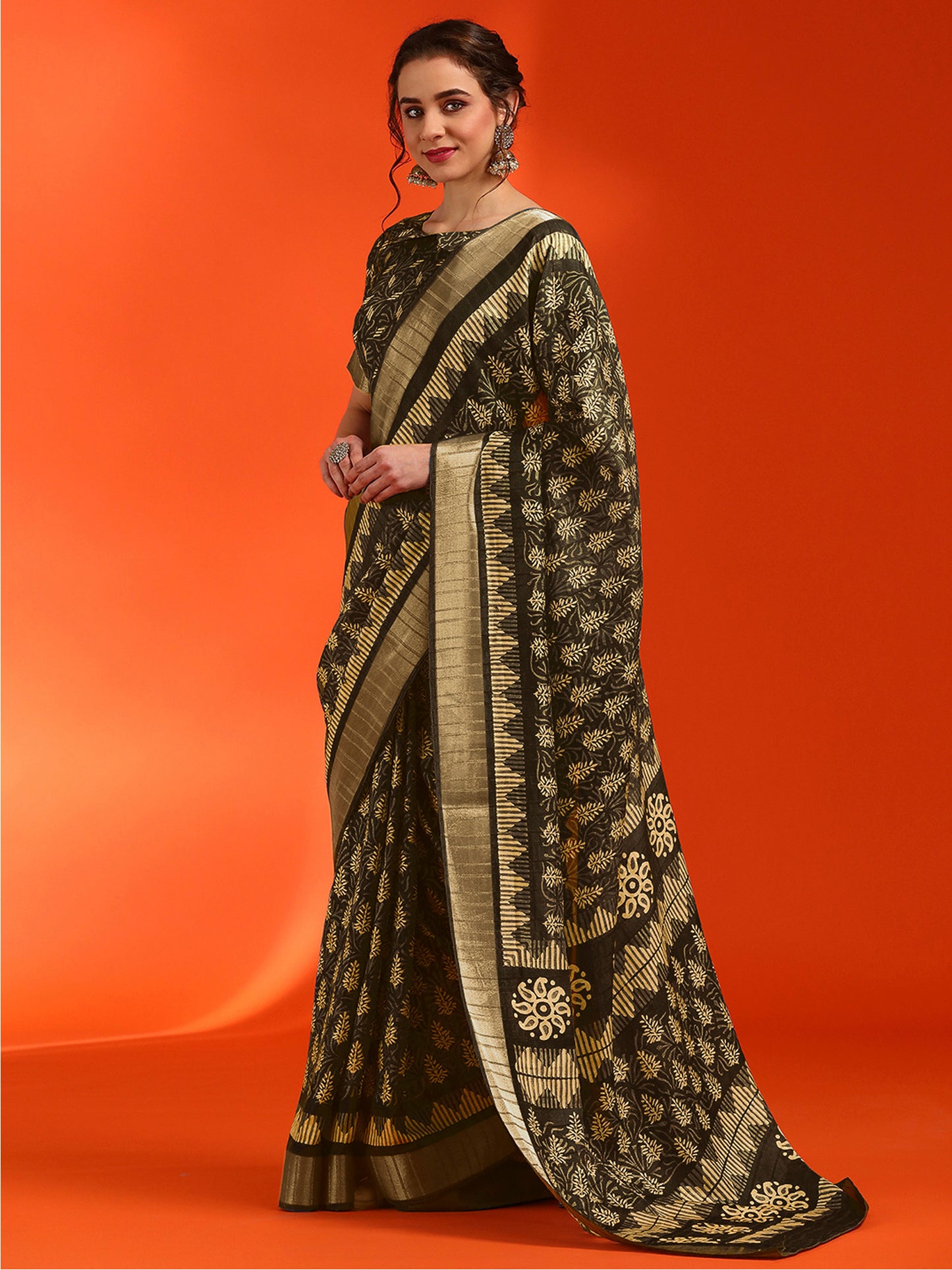 Women's Cotton Silk Olive Printed Designer Saree With Blouse Piece