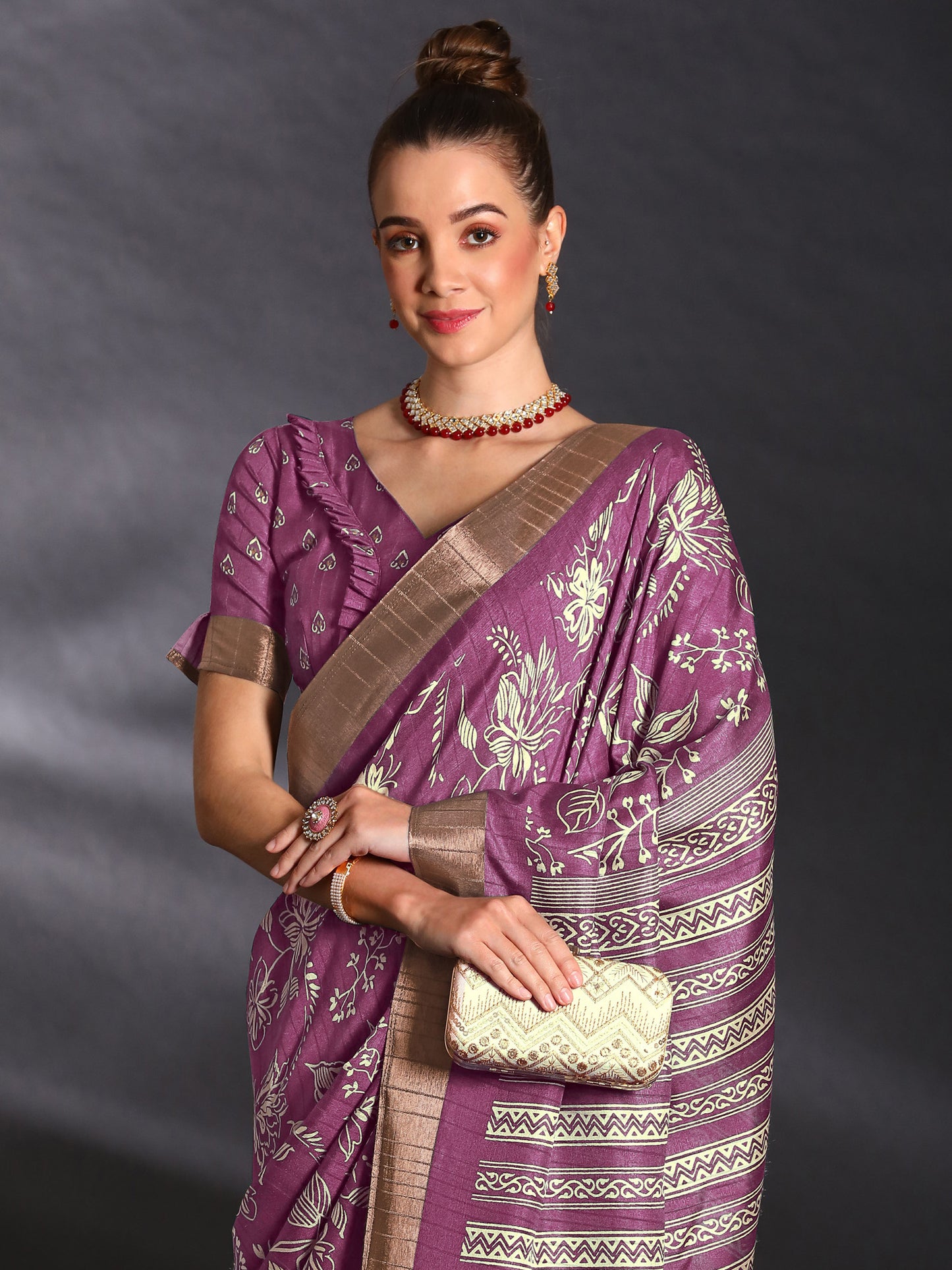 Women's Silk Blend Magenta Printed Designer Saree With Blouse Piece